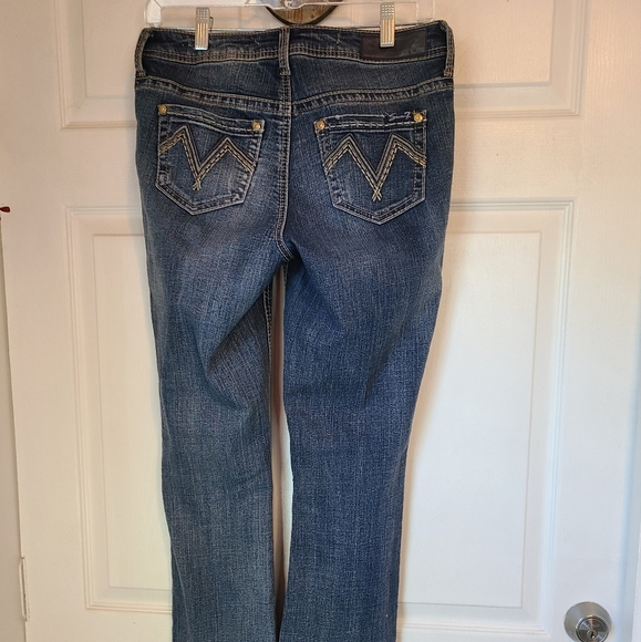 (913) Seven7 Woman's Premium Slim Boot Jeans, Size: 4, Color: Denim Blue - Picture 9 of 14